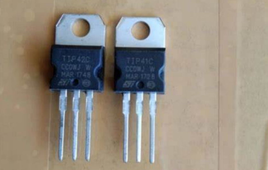 persamaan transistor TIP 41 & TIP 42