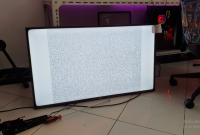 Memperbaiki Layar TV LCD Blank Putih